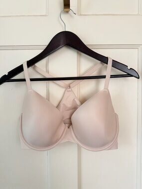 Body by Victoria Light nude front closeT-Shirt Bra with Racerback 36DD